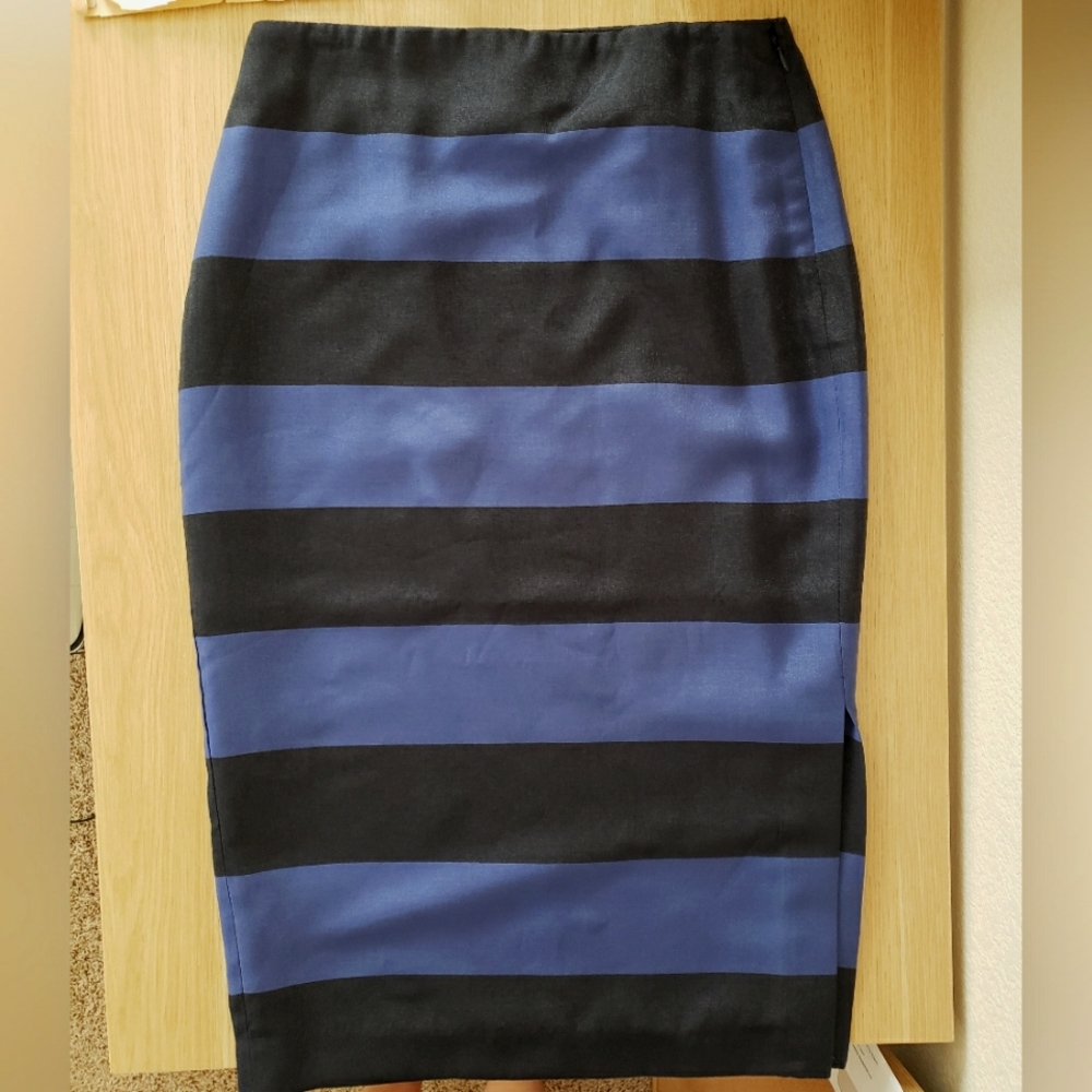 NWT Banana Republic midi skirt 2